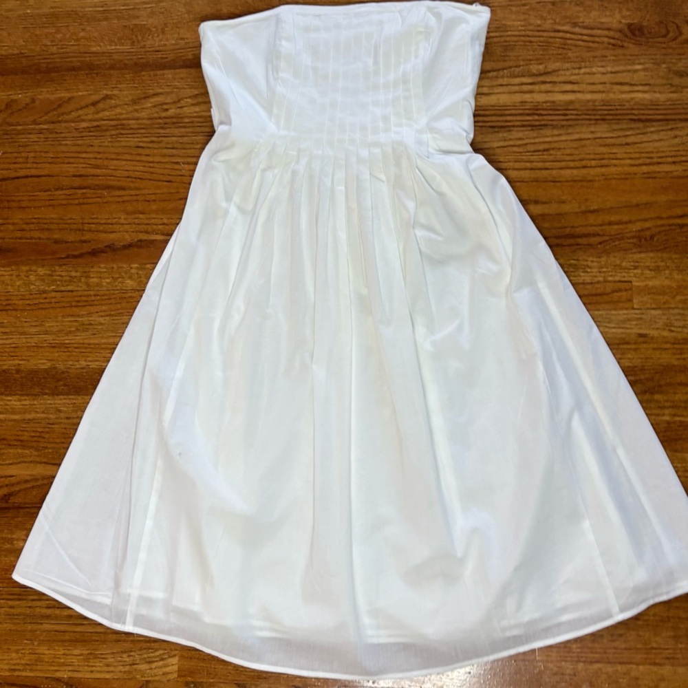 Laundry by Shelli Segal 100% Cotton White Pleated Bust Tie Back Dress
